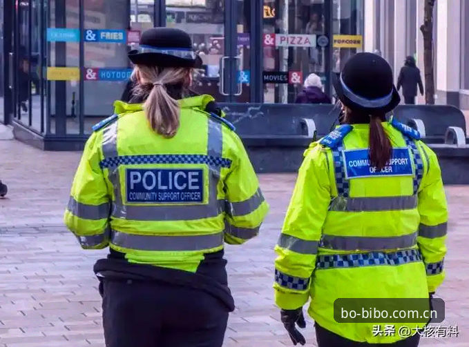 世界杯安保新动向：英国警员赴美人数锐减，网络监管成赛事保障新焦点